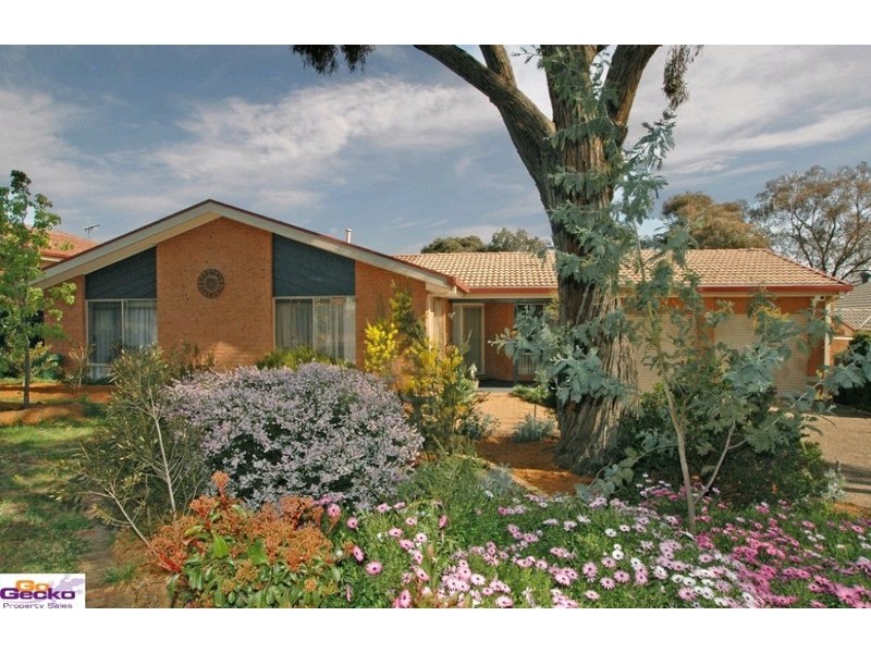 17 Winter Place, Jerrabomberra NSW 2619