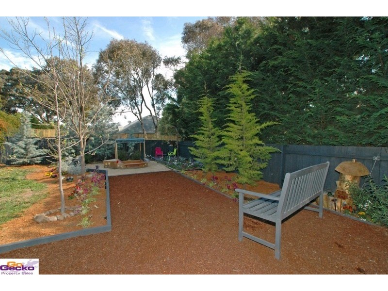 17 Winter Place, Jerrabomberra NSW 2619