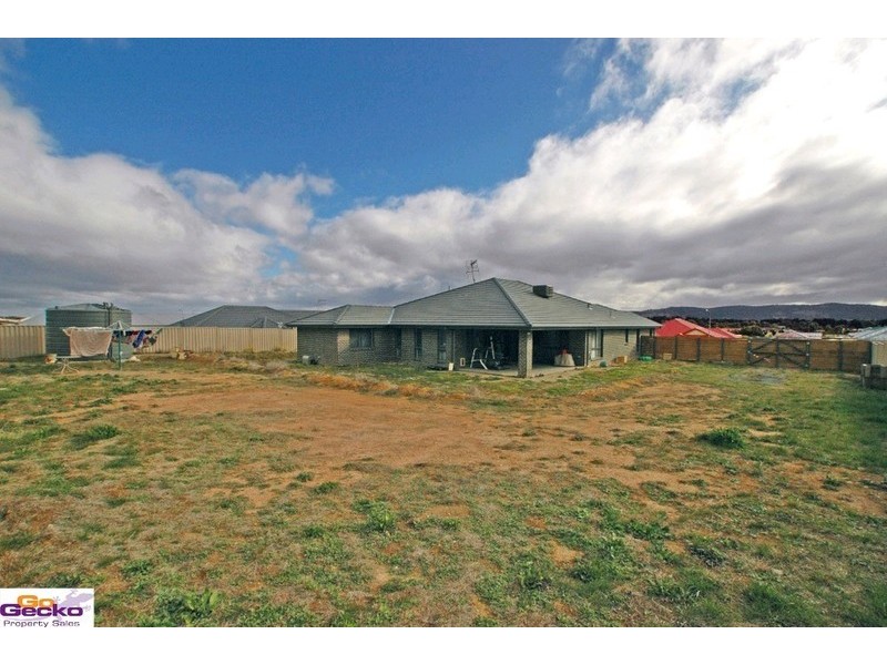 3 McCusker Drive, Bungendore NSW 2621