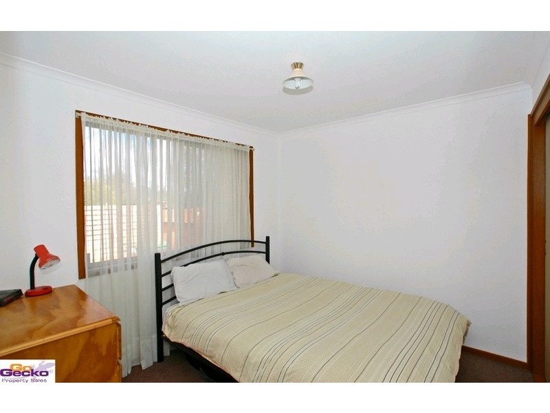 8/1 Torpy Place, Jerrabomberra NSW 2619