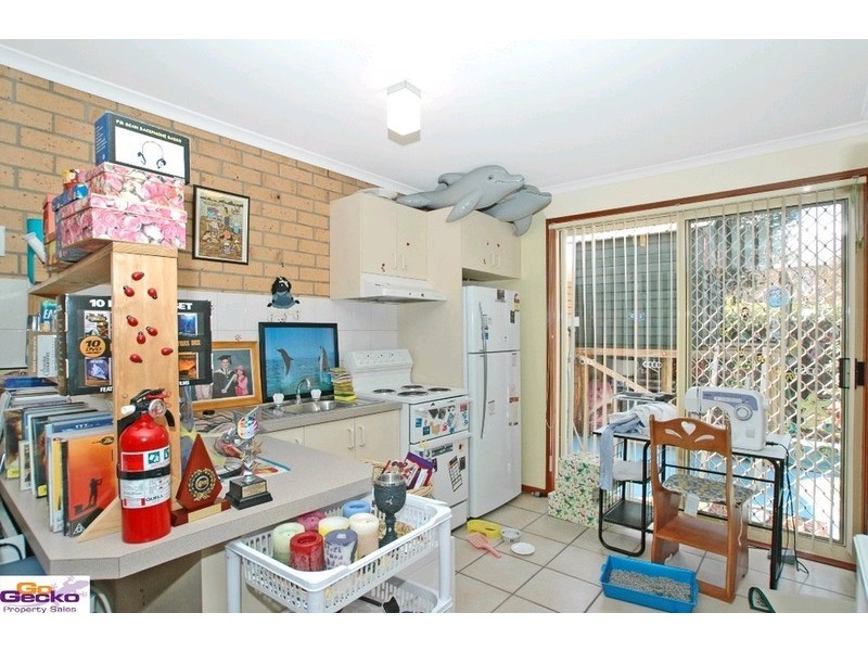 1/4 Booth Street, Queanbeyan NSW 2620