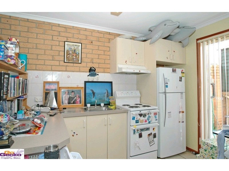 1/4 Booth Street, Queanbeyan NSW 2620