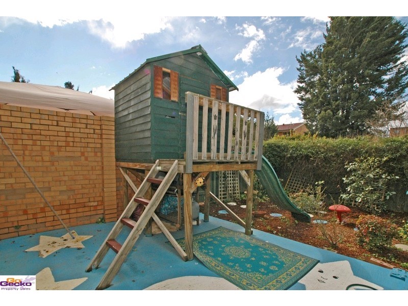 1/4 Booth Street, Queanbeyan NSW 2620