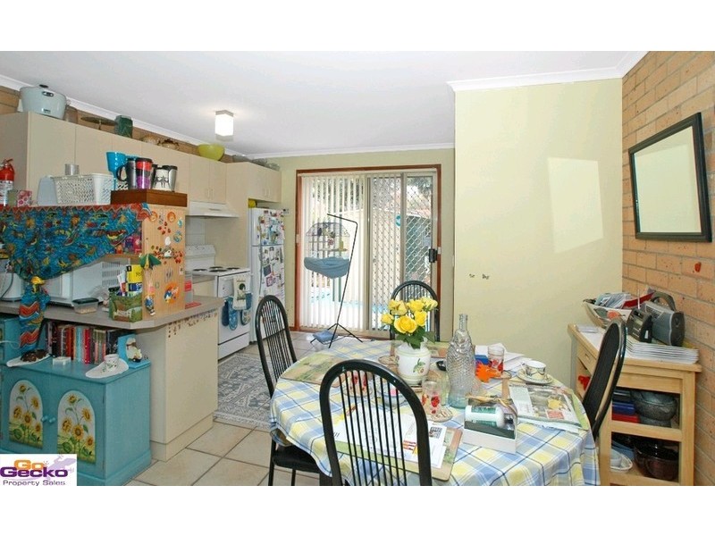 2/4 Booth Street, Queanbeyan NSW 2620