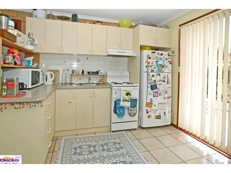 2/4 Booth Street, Queanbeyan NSW 2620