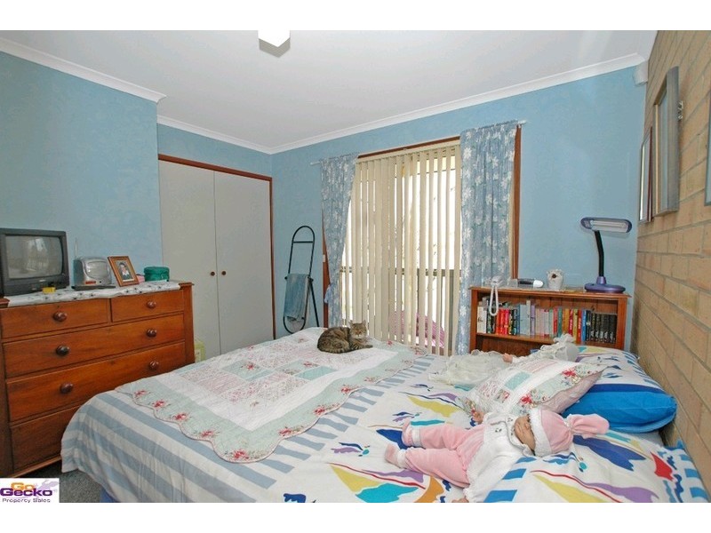 2/4 Booth Street, Queanbeyan NSW 2620
