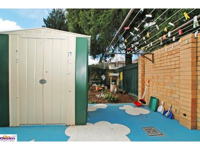 2/4 Booth Street, Queanbeyan NSW 2620