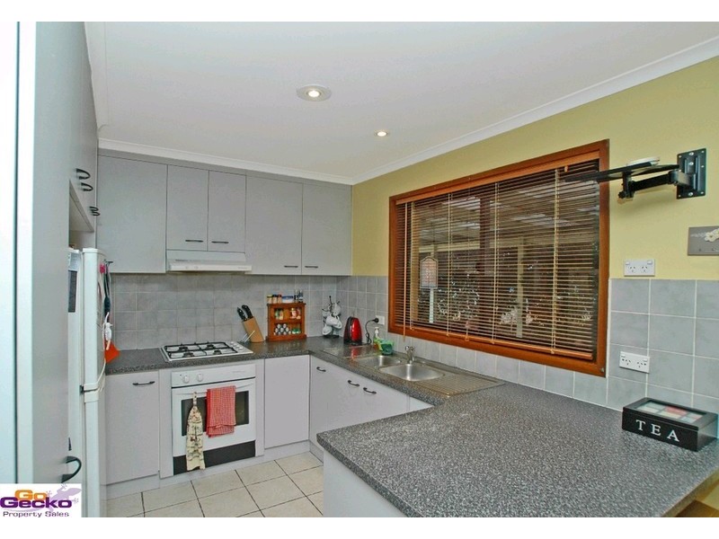 10 Swan Place, Queanbeyan NSW 2620