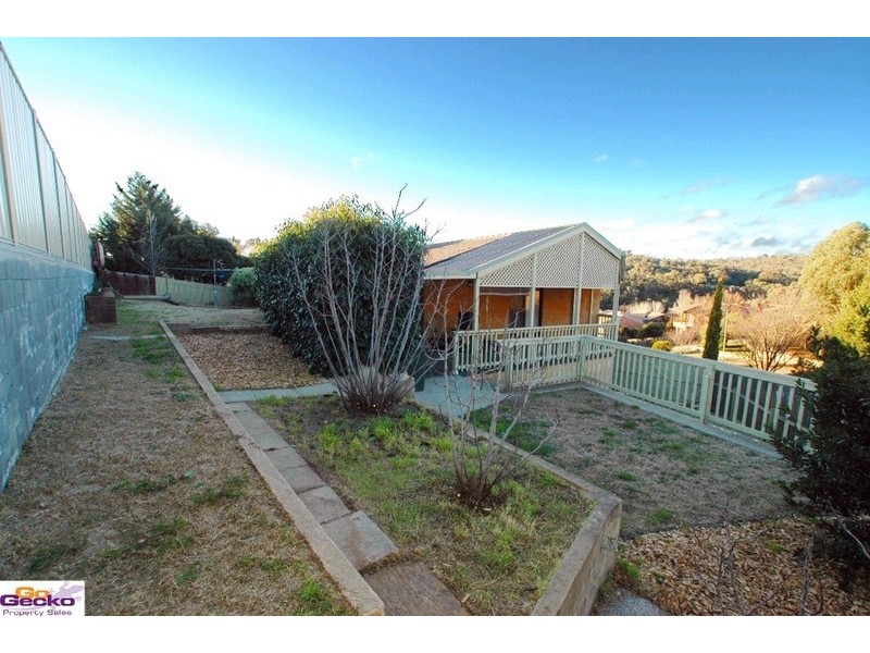 10 Swan Place, Queanbeyan NSW 2620