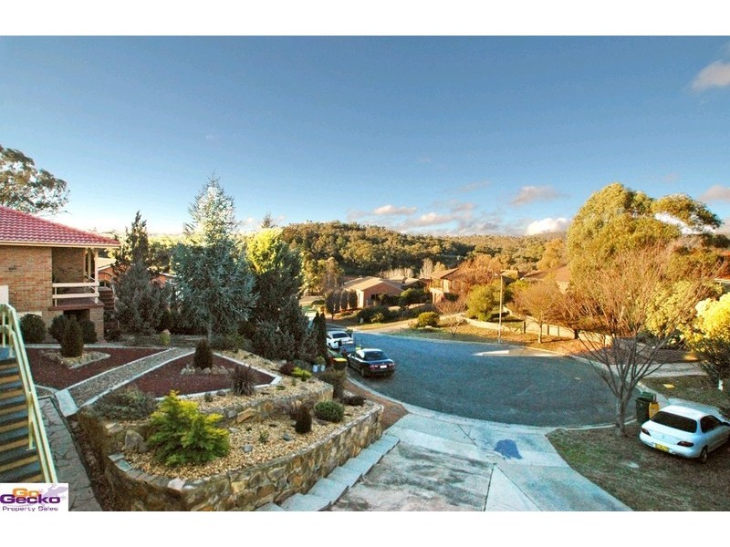 10 Swan Place, Queanbeyan NSW 2620