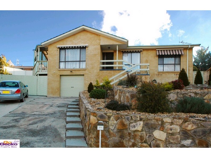 10 Swan Place, Queanbeyan NSW 2620