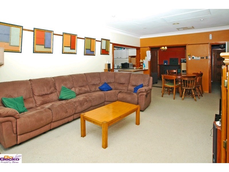 11 Killard Street, Queanbeyan NSW 2620