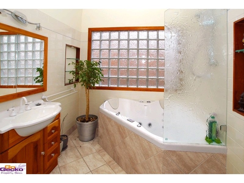 11 Killard Street, Queanbeyan NSW 2620