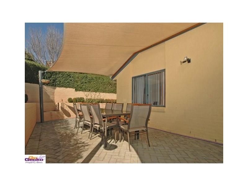 12 english grove, Jerrabomberra NSW 2619