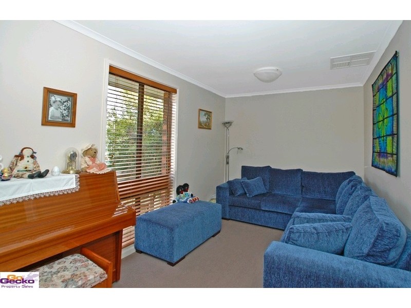 24 Ullamulla Crescent, Queanbeyan NSW 2620