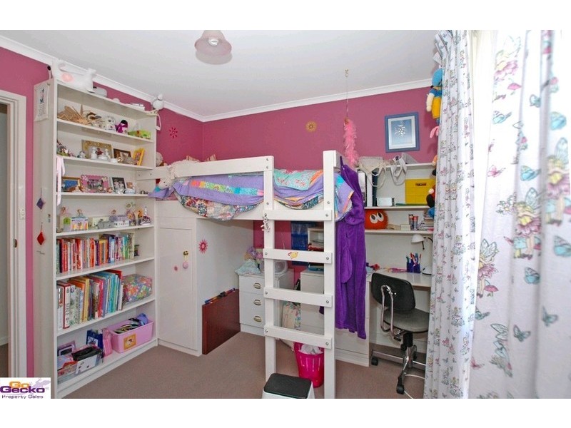 24 Ullamulla Crescent, Queanbeyan NSW 2620