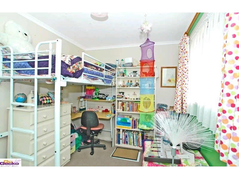 24 Ullamulla Crescent, Queanbeyan NSW 2620