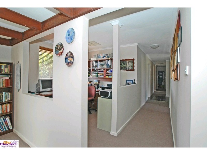 24 Ullamulla Crescent, Queanbeyan NSW 2620