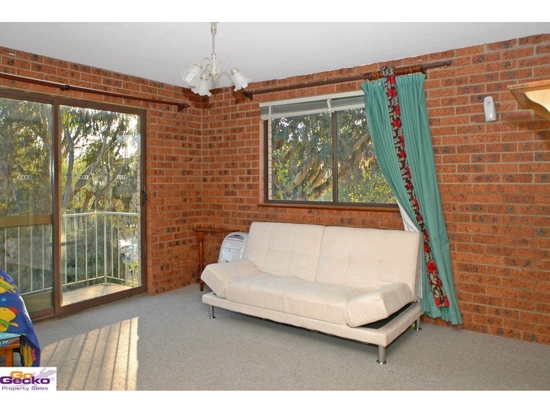 3/3 Mowatt Street, Queanbeyan NSW 2620