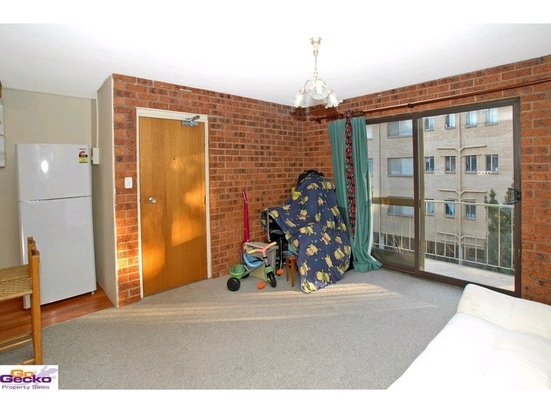 3/3 Mowatt Street, Queanbeyan NSW 2620