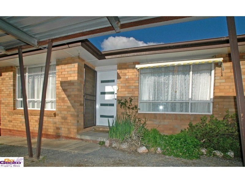 4/4 Gerald Street, Queanbeyan NSW 2620