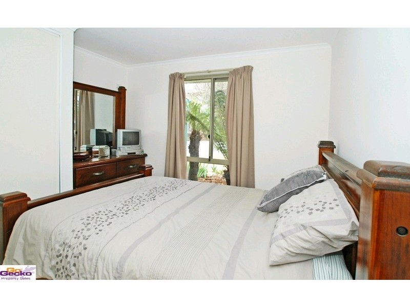 2/16 Mcinnes Street, Queanbeyan NSW 2620