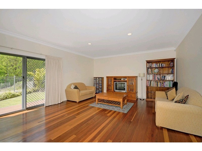 15 Nicholii Loop, Jerrabomberra NSW 2619