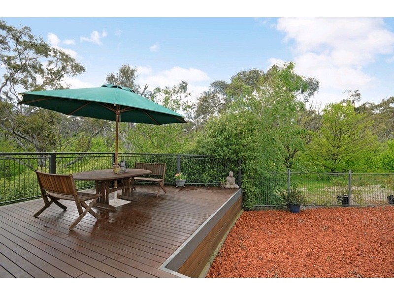 15 Nicholii Loop, Jerrabomberra NSW 2619