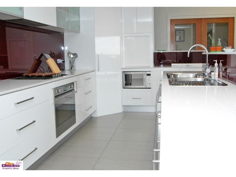 57 Woodhill Link, Jerrabomberra NSW 2619