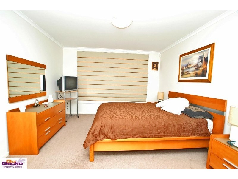 57 Woodhill Link, Jerrabomberra NSW 2619