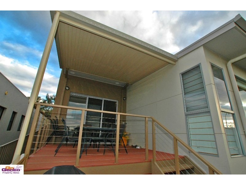 57 Woodhill Link, Jerrabomberra NSW 2619