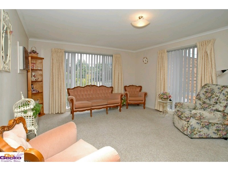2/2 River Drive, Queanbeyan NSW 2620