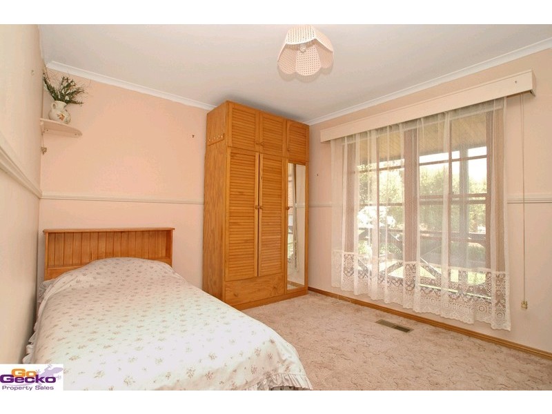 5 Mcinnes Place, Queanbeyan NSW 2620