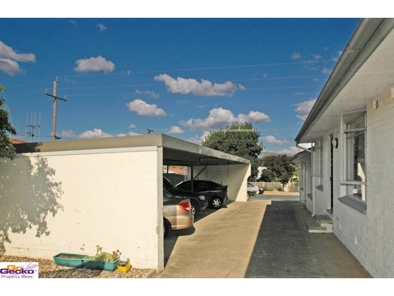 2/59 Donald Road, Queanbeyan NSW 2620