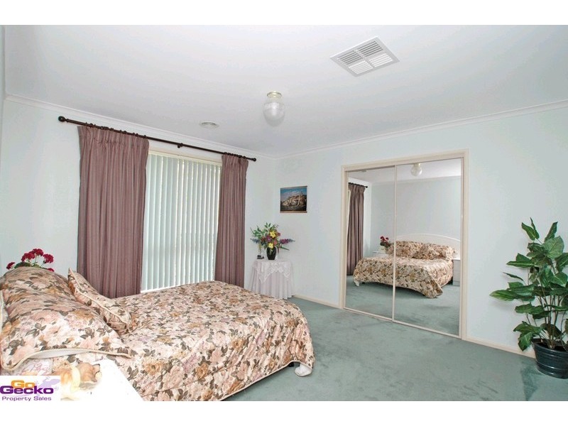 5 Binowee Place, Queanbeyan NSW 2620