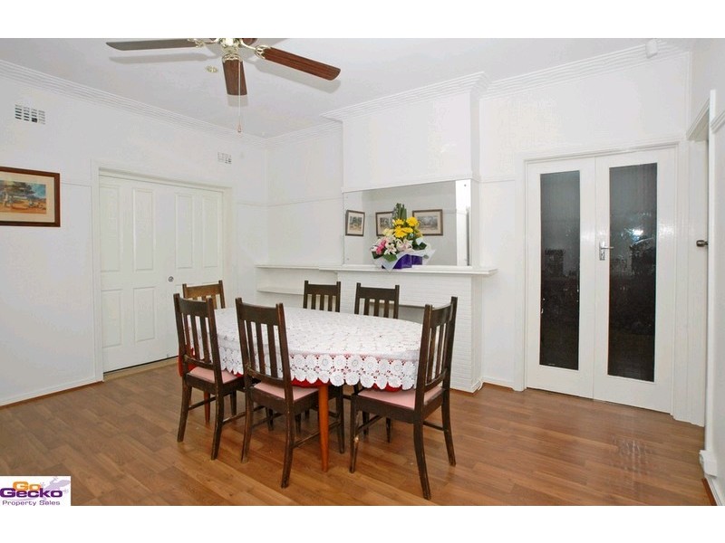 15 Munro Road, Queanbeyan NSW 2620