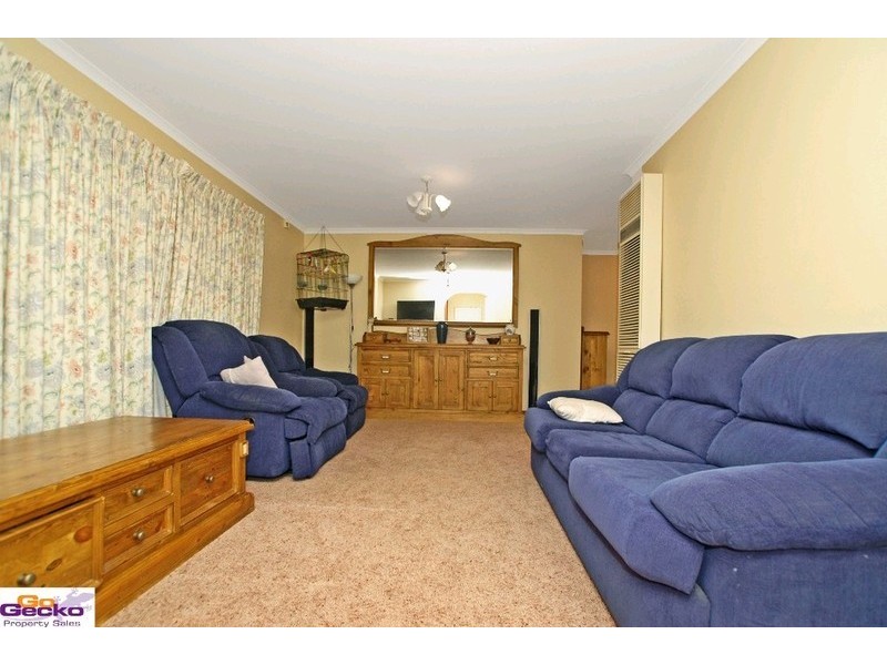 14 Walker Crescent, Jerrabomberra NSW 2619