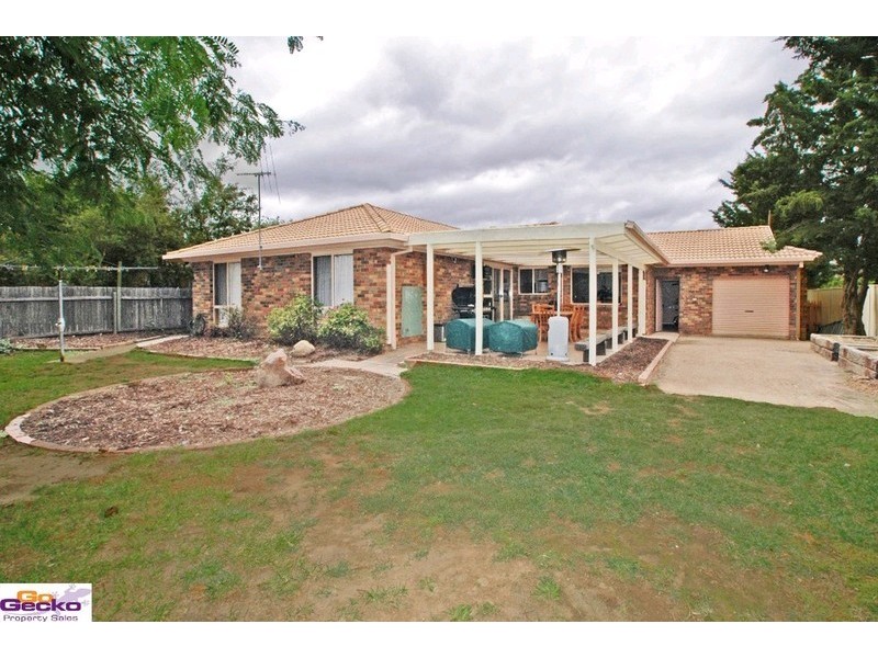 14 Walker Crescent, Jerrabomberra NSW 2619