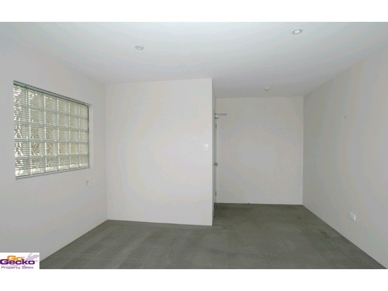 A22/17 Uriarra Road, Queanbeyan NSW 2620