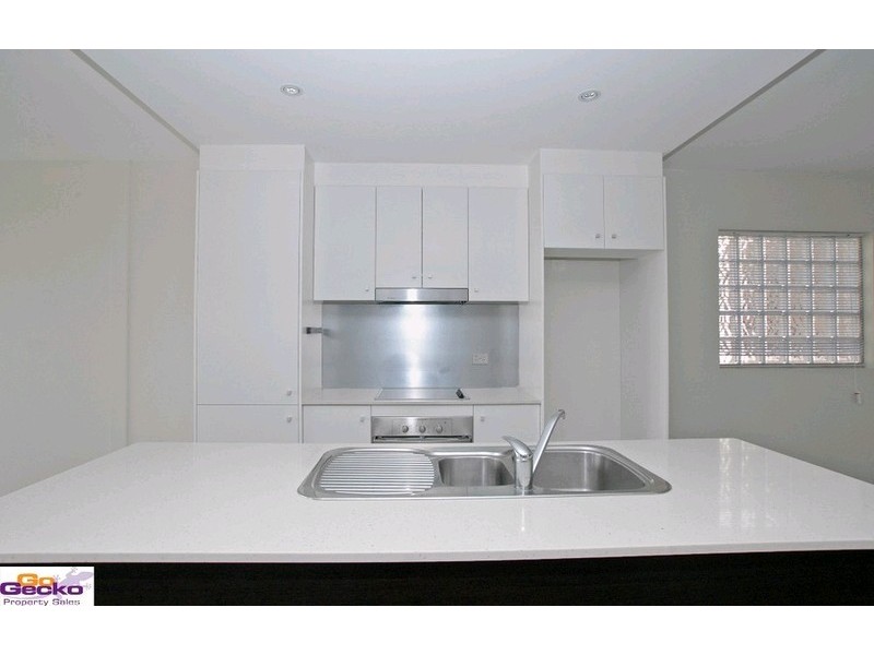 A22/17 Uriarra Road, Queanbeyan NSW 2620