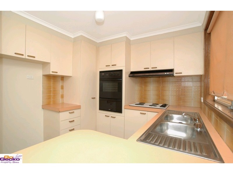 7/24 Bungendore Road, Queanbeyan NSW 2620