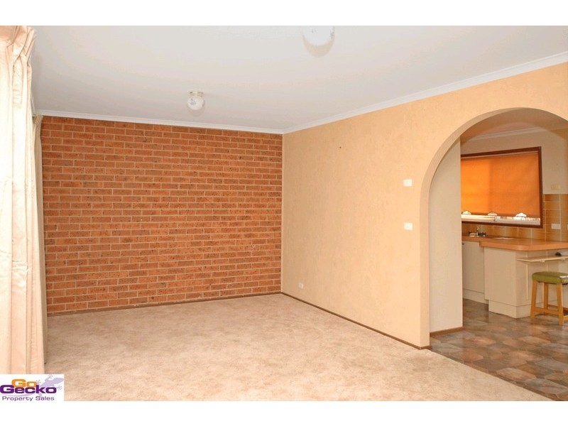 7/24 Bungendore Road, Queanbeyan NSW 2620