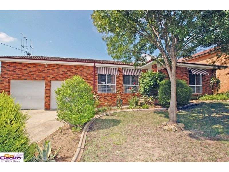 8 Lillipilli Street, Queanbeyan NSW 2620
