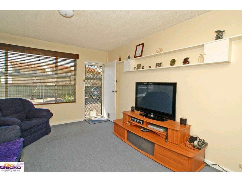 1/18 Broughton Place, Queanbeyan NSW 2620