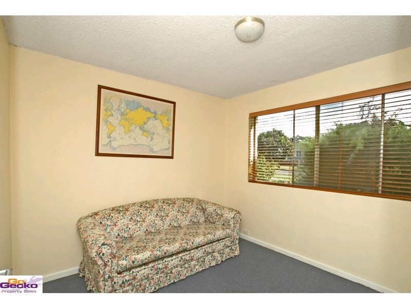 1/18 Broughton Place, Queanbeyan NSW 2620