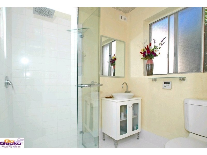 1/18 Broughton Place, Queanbeyan NSW 2620