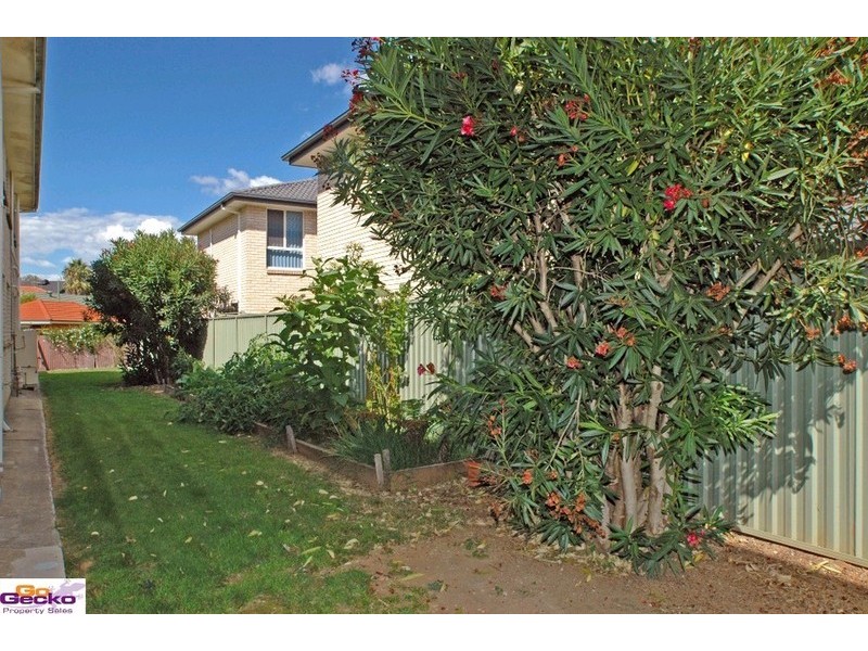 1/18 Broughton Place, Queanbeyan NSW 2620