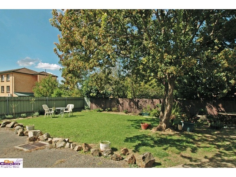 1/18 Broughton Place, Queanbeyan NSW 2620