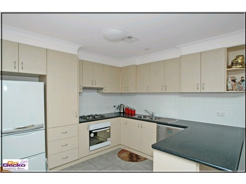 2/30 Ross Road, Queanbeyan NSW 2620