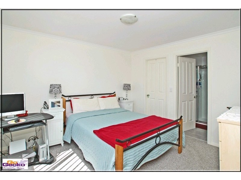 2/30 Ross Road, Queanbeyan NSW 2620